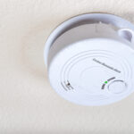 carbon monoxide detector change batteries